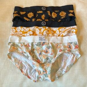Men’s M Gilly Hicks briefs lot